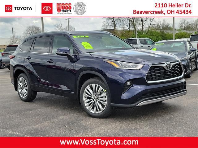 new 2026 Toyota Highlander Hybrid car, priced at $55,647