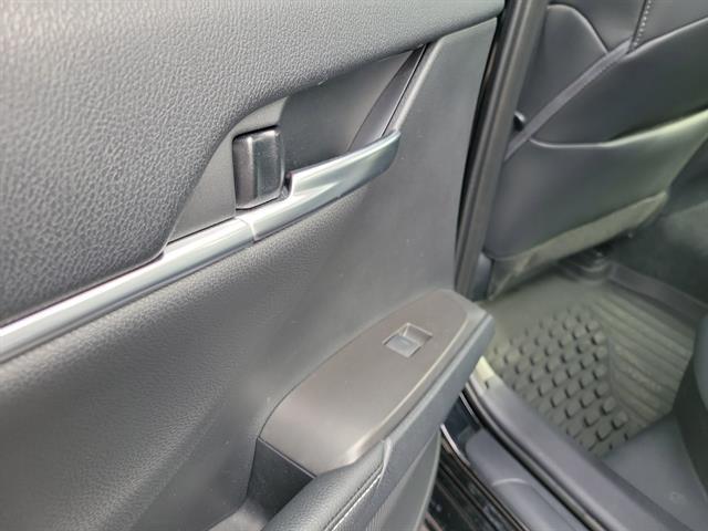 used 2024 Toyota Camry Hybrid car, priced at $32,497