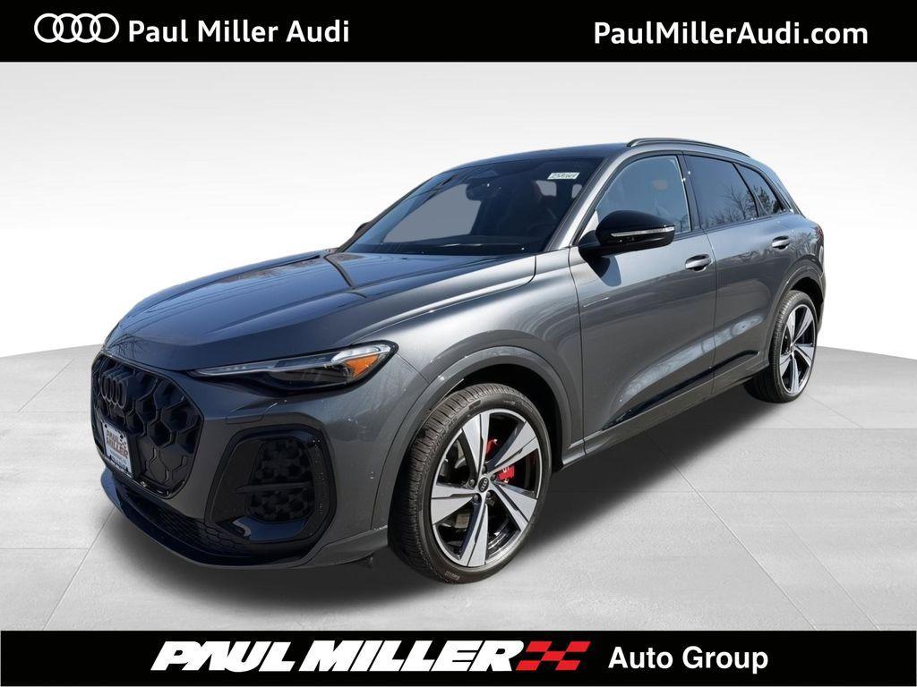 new 2025 Audi SQ5 car, priced at $67,298