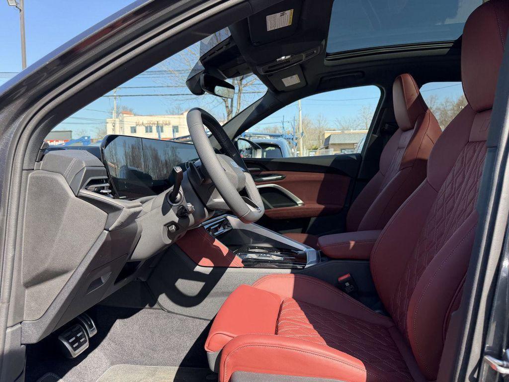 new 2025 Audi SQ5 car, priced at $67,298