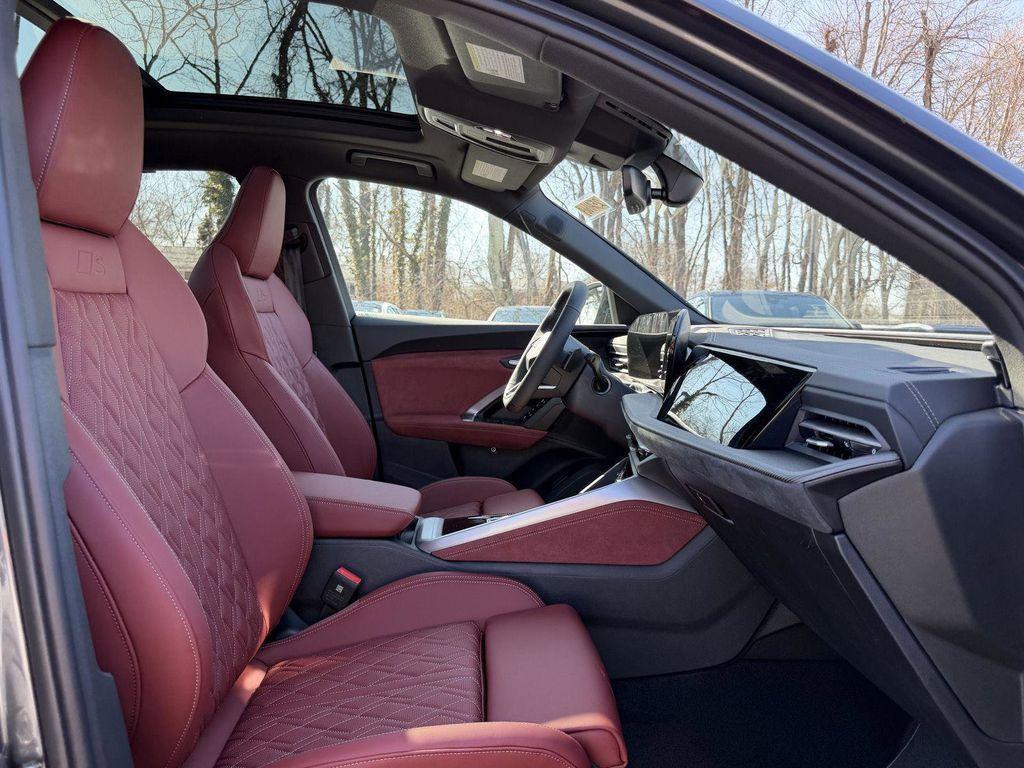 new 2025 Audi SQ5 car, priced at $67,298