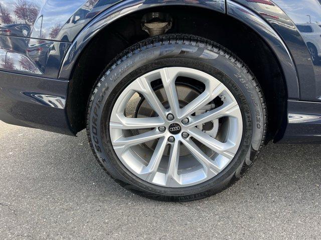 used 2025 Audi Q7 car, priced at $51,951