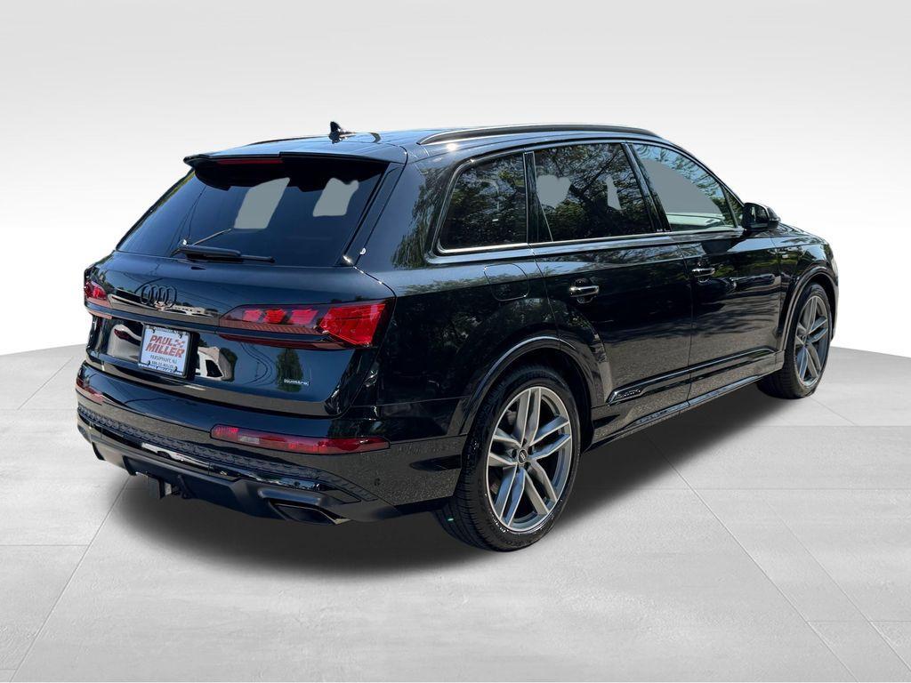 new 2026 Audi Q7 car, priced at $89,285