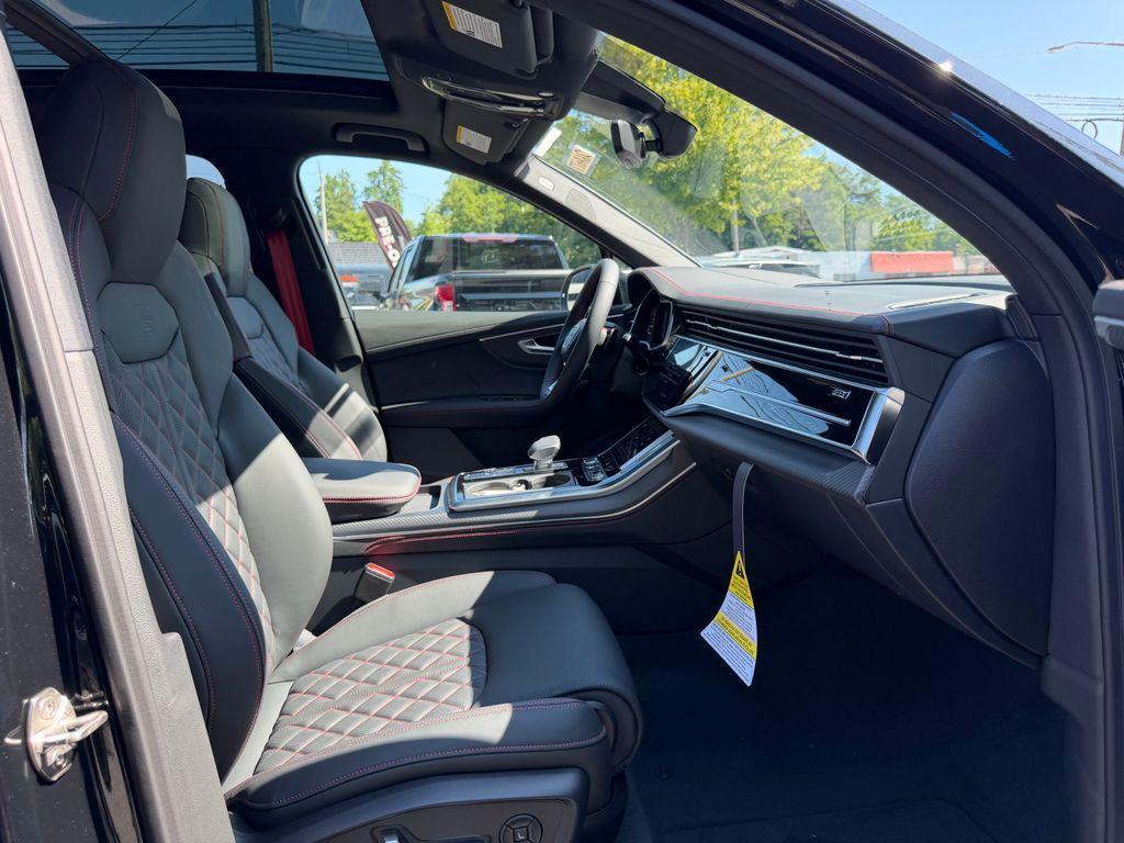 new 2026 Audi Q7 car, priced at $89,285