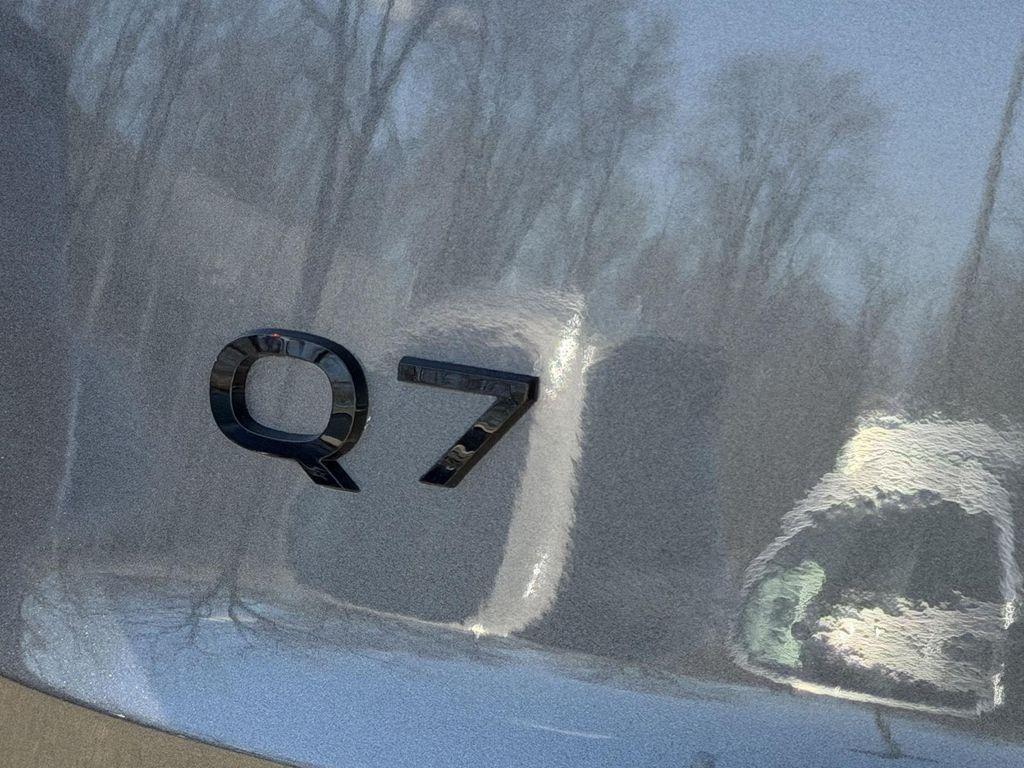 new 2026 Audi Q7 car, priced at $73,560