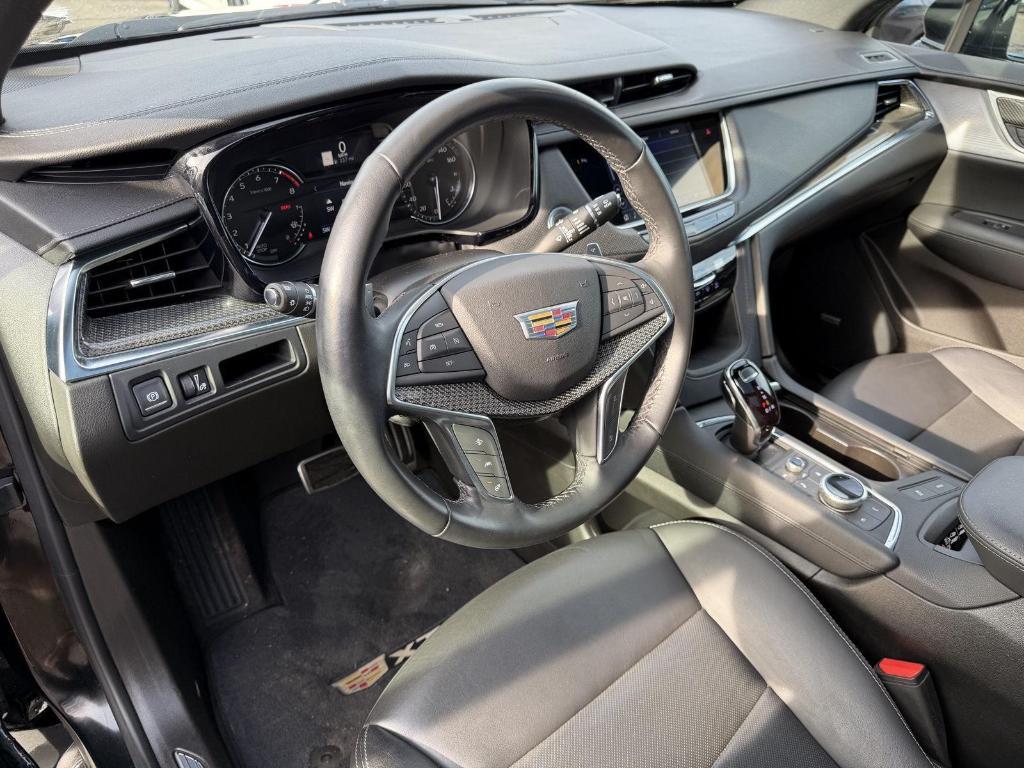 used 2022 Cadillac XT5 car, priced at $32,995