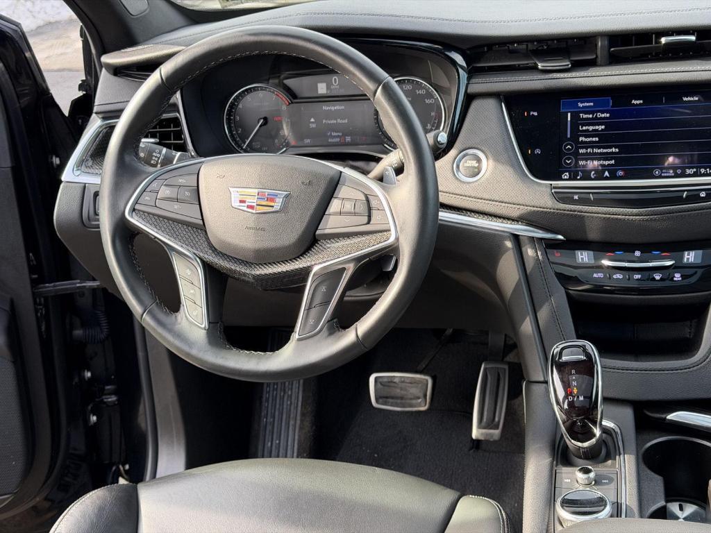 used 2022 Cadillac XT5 car, priced at $32,995