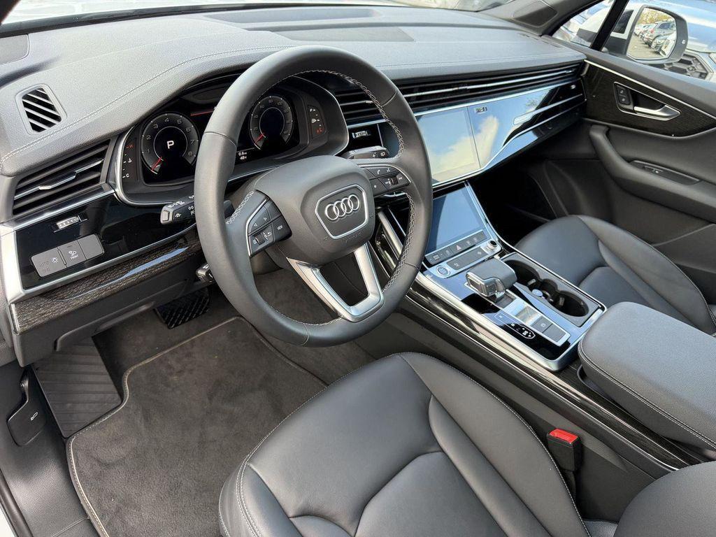 used 2025 Audi Q7 car, priced at $49,888