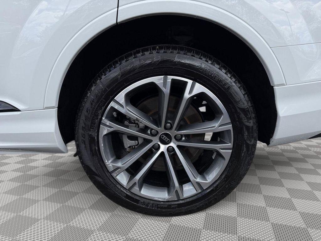 used 2025 Audi Q7 car, priced at $49,888