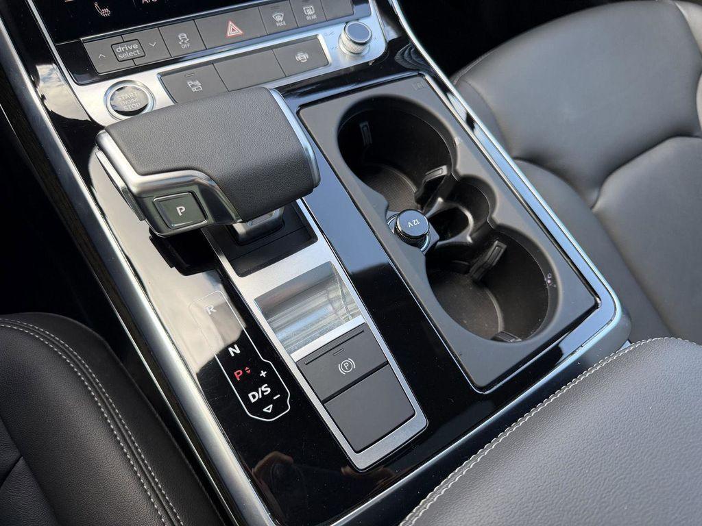 used 2025 Audi Q7 car, priced at $49,888