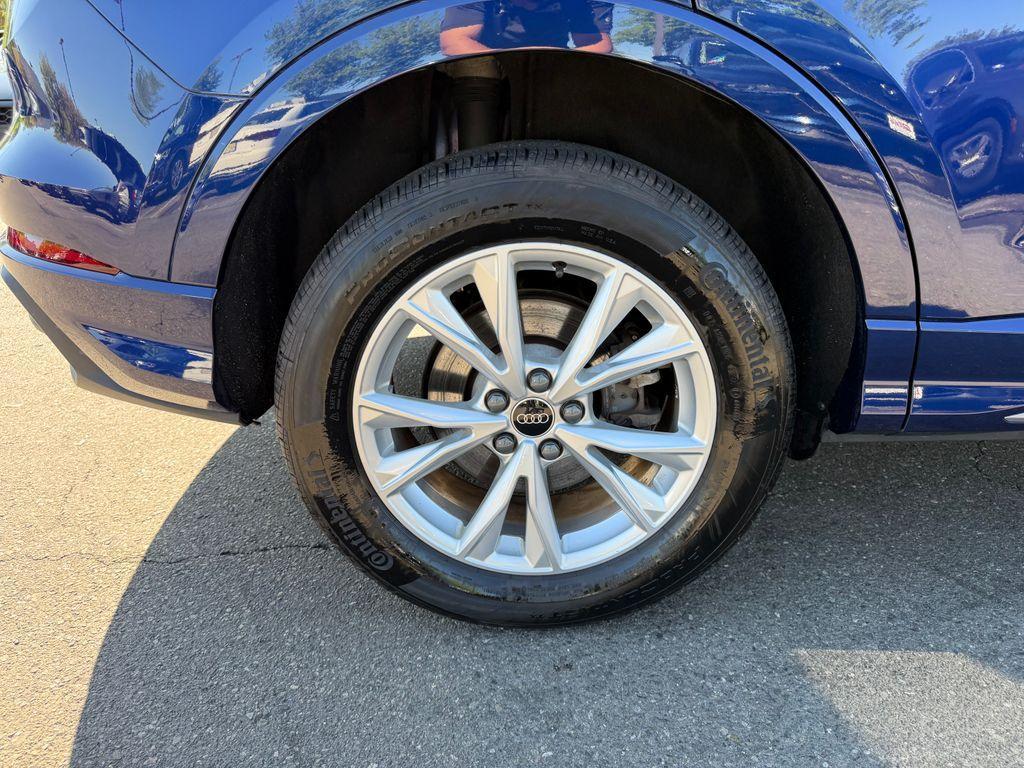 used 2024 Audi Q3 car, priced at $27,995