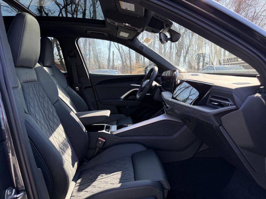 new 2025 Audi SQ5 car, priced at $65,612