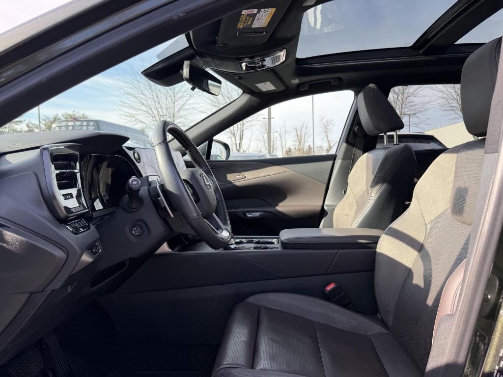 used 2023 Lexus RX 350 car, priced at $46,495