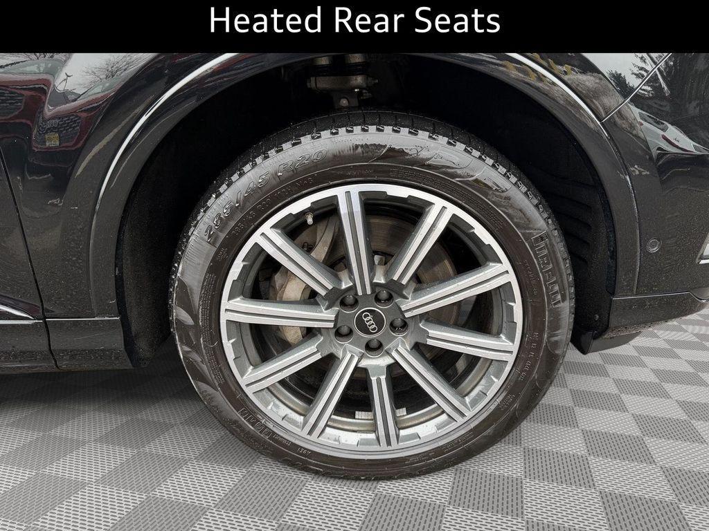 used 2023 Audi Q7 car, priced at $38,500