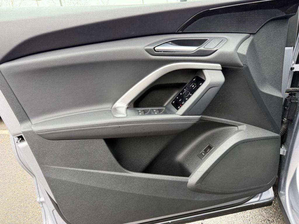 used 2025 Audi Q5 car, priced at $46,500