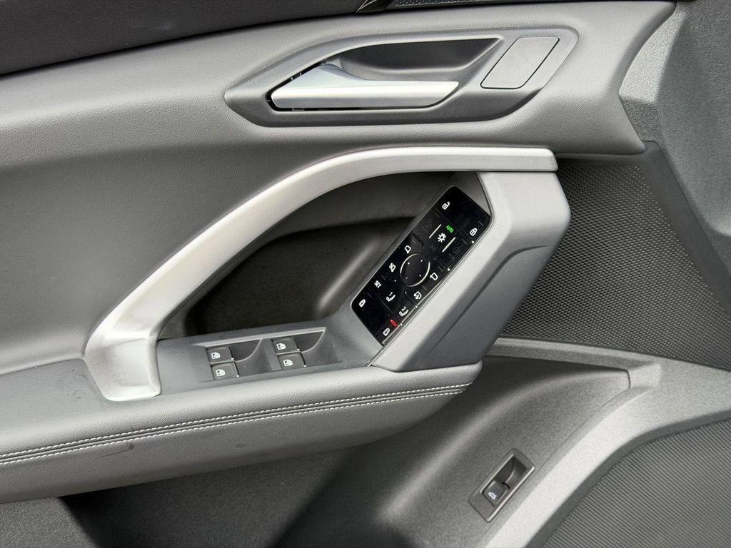 used 2025 Audi Q5 car, priced at $46,500
