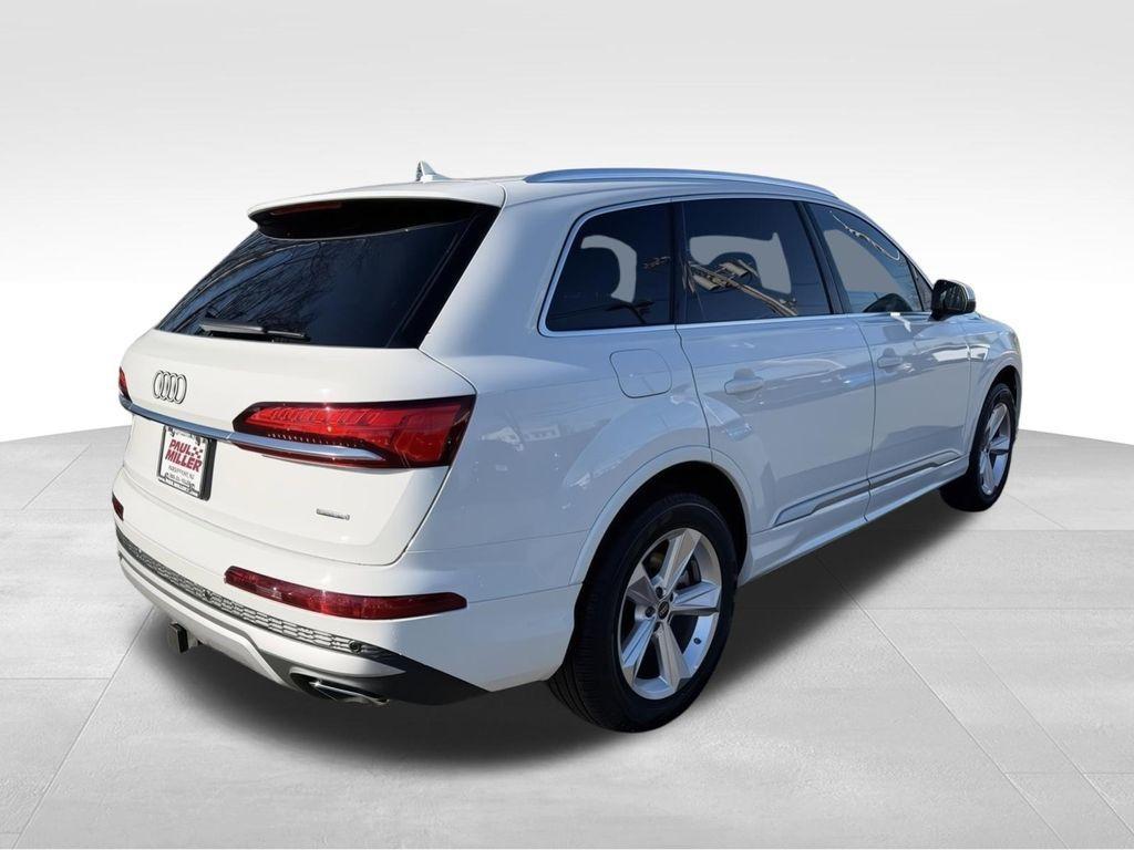 new 2026 Audi Q7 car, priced at $66,395
