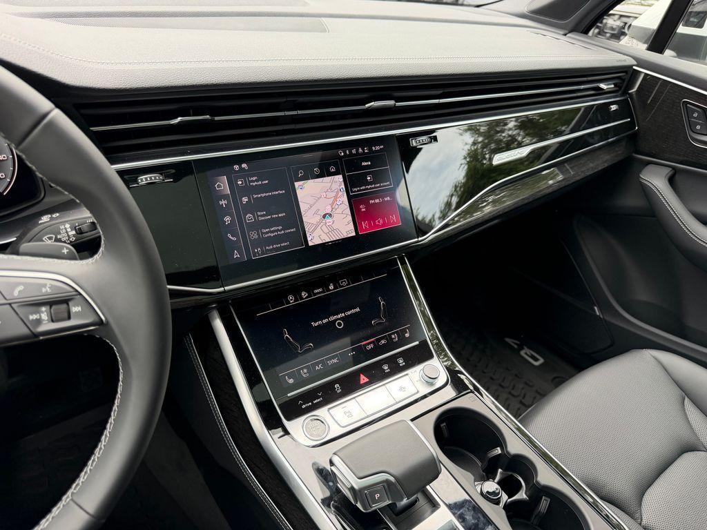new 2026 Audi Q7 car, priced at $73,095