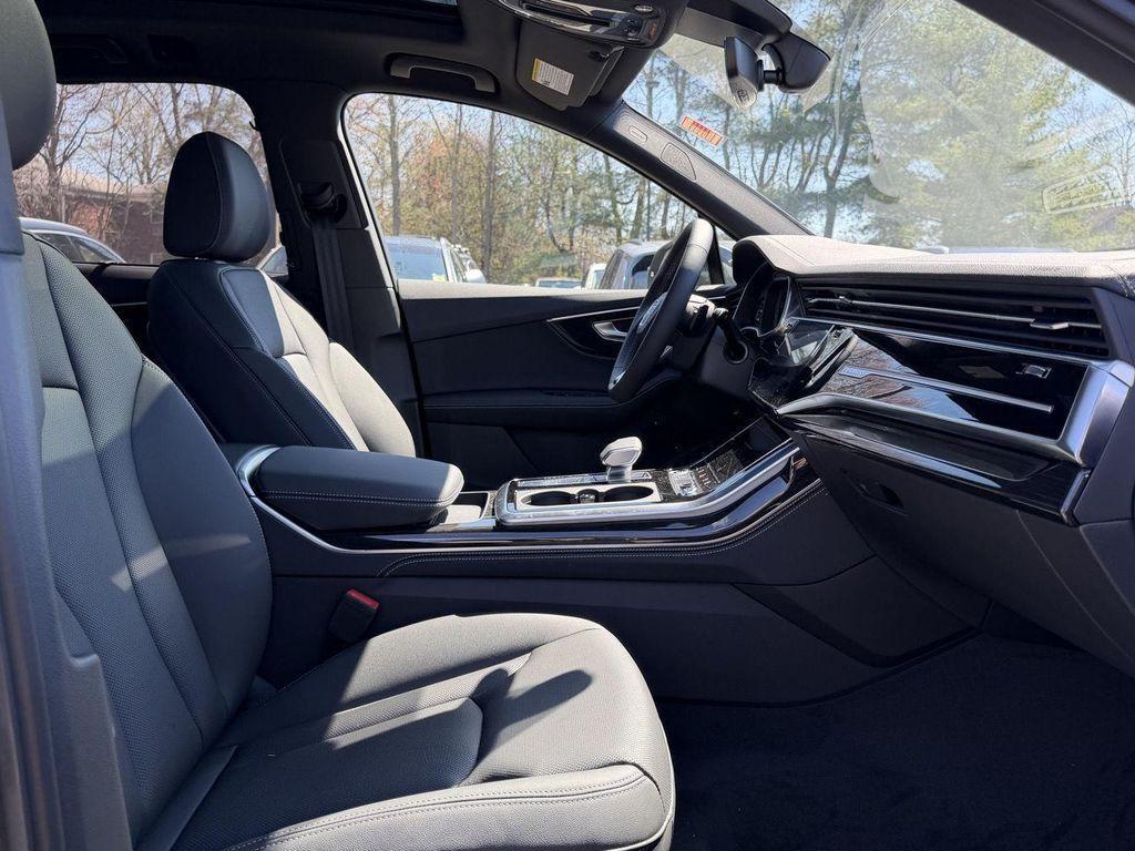 new 2026 Audi Q7 car, priced at $73,290