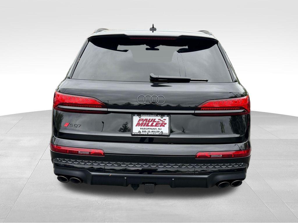 new 2026 Audi SQ7 car, priced at $97,520
