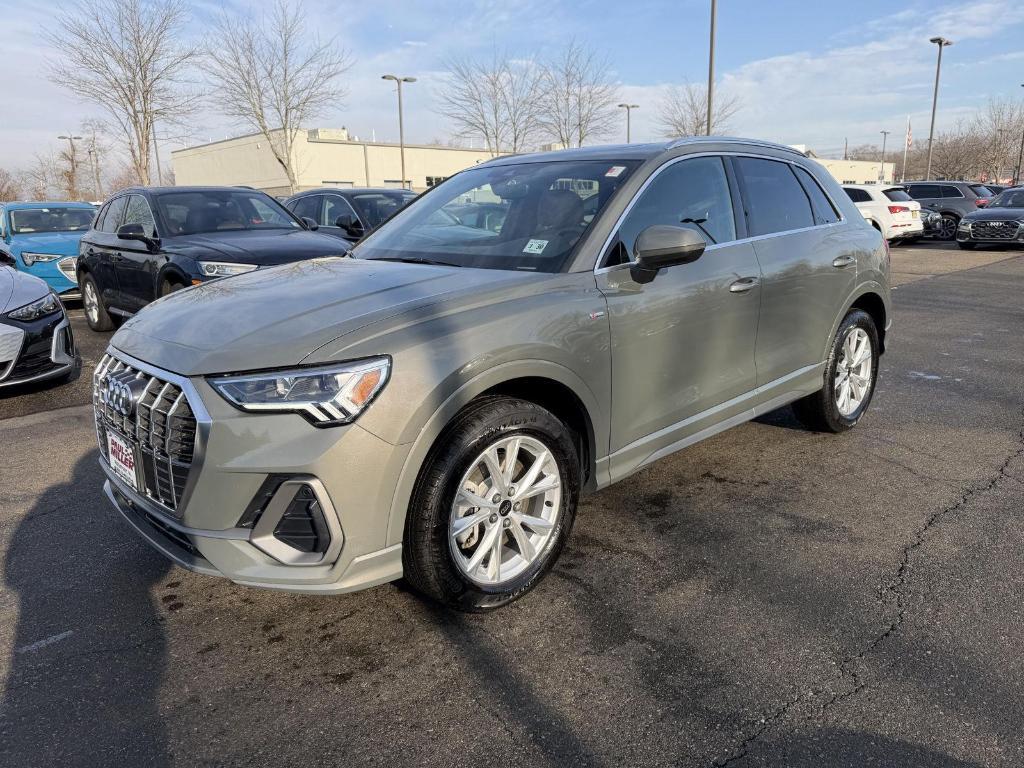 used 2025 Audi Q3 car