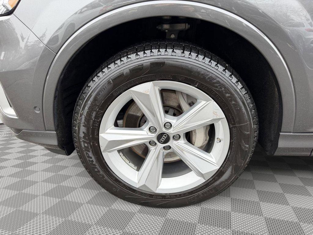 used 2023 Audi Q7 car, priced at $39,250