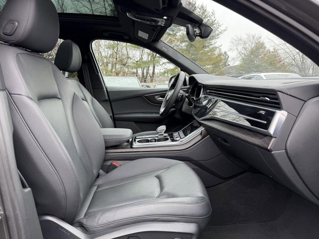 used 2023 Audi Q7 car, priced at $39,250