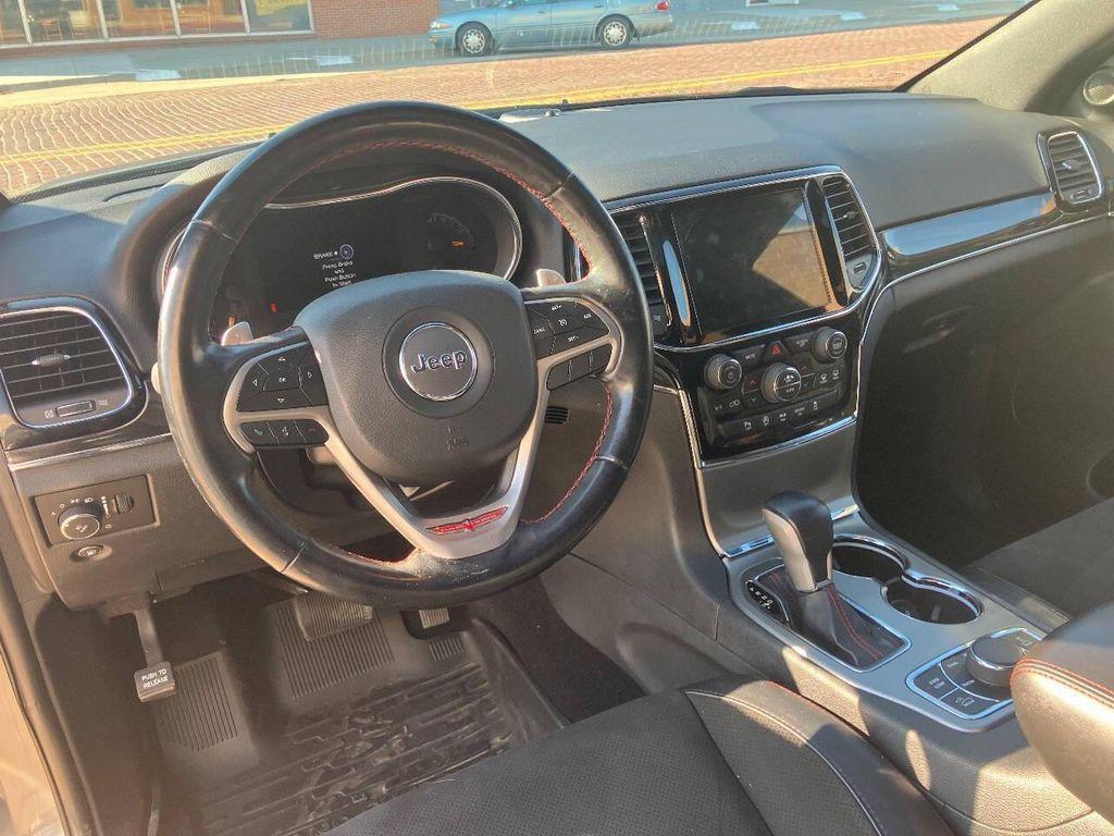 used 2020 Jeep Grand Cherokee car, priced at $24,995