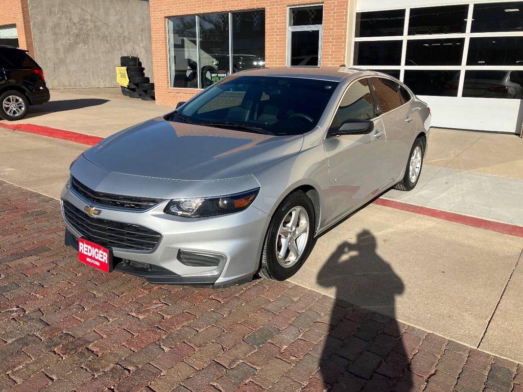 used 2018 Chevrolet Malibu car, priced at $14,995