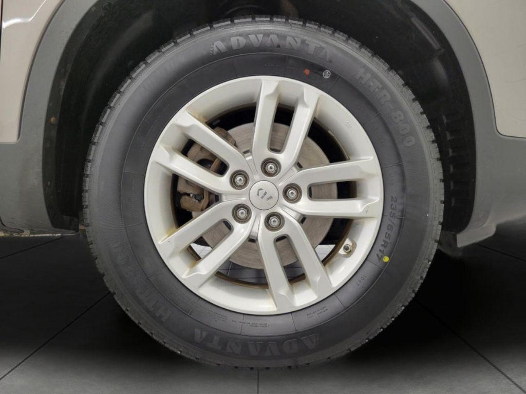 used 2015 Kia Sorento car, priced at $9,291