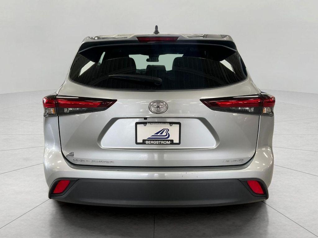 used 2024 Toyota Highlander car, priced at $45,468