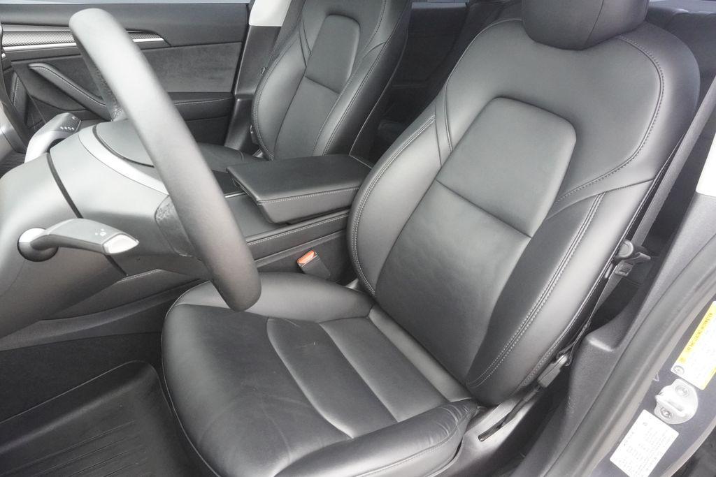 used 2022 Tesla Model 3 car, priced at $27,318