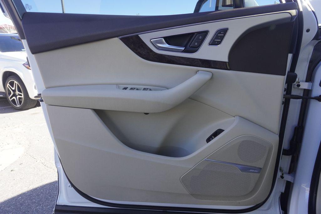 used 2019 Audi Q7 car, priced at $20,541