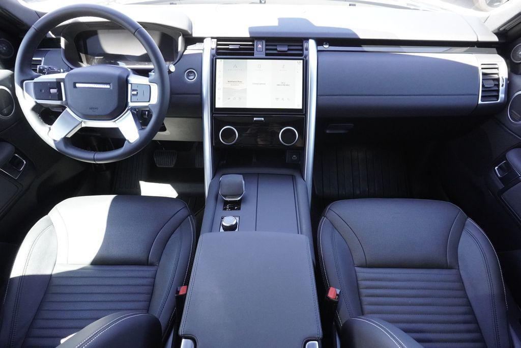 used 2025 Land Rover Discovery car, priced at $43,295
