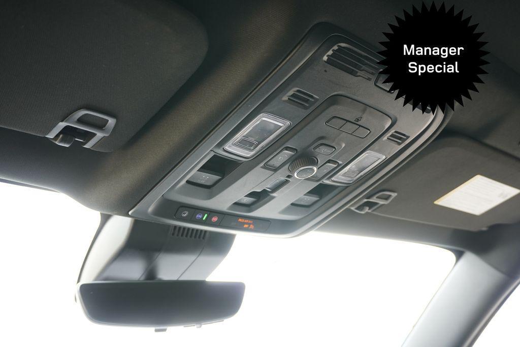used 2023 GMC Yukon XL car, priced at $58,785