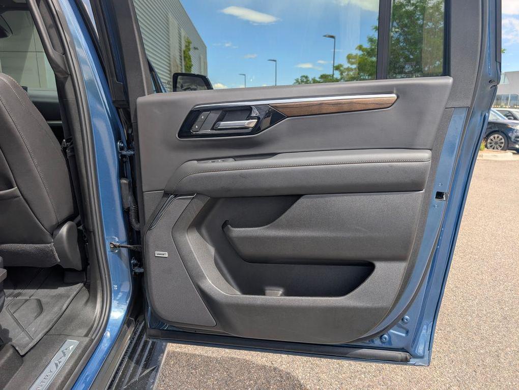 used 2026 Chevrolet Suburban car, priced at $84,878