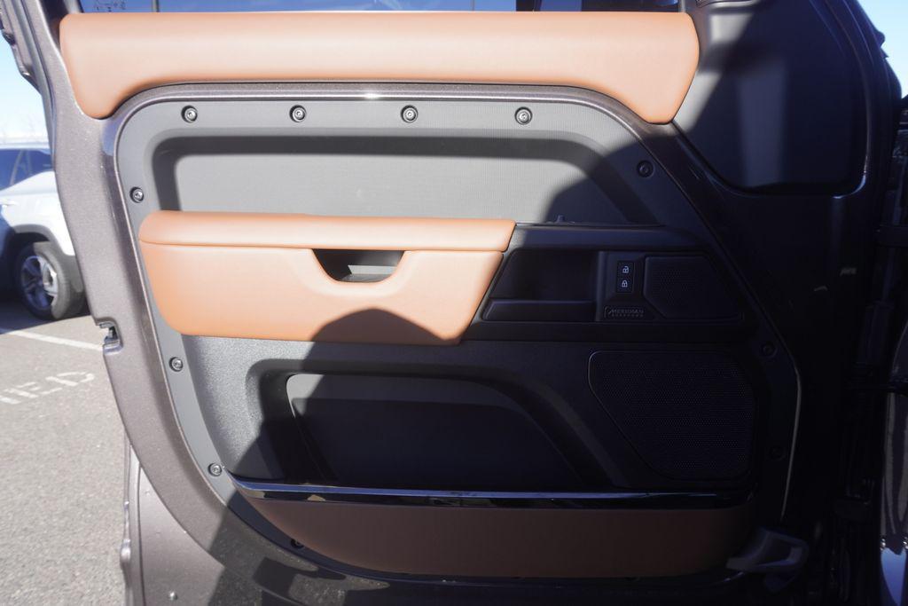 new 2026 Land Rover Defender car