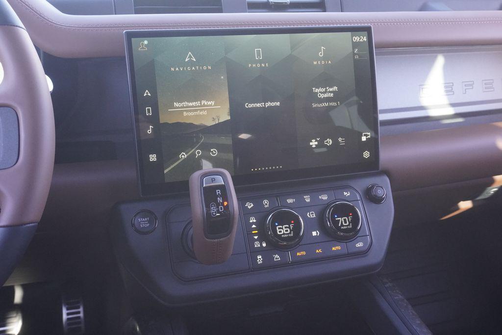 new 2026 Land Rover Defender car