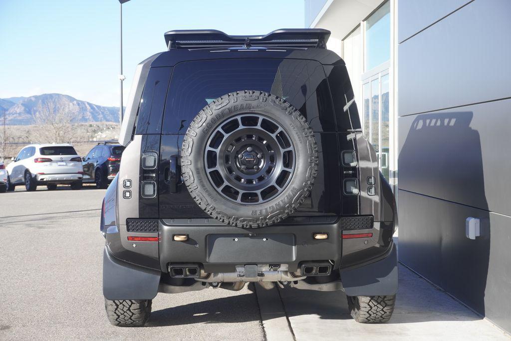 new 2026 Land Rover Defender car