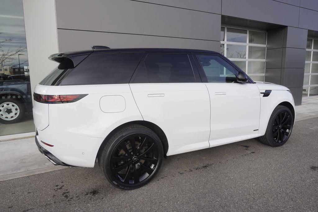 new 2025 Land Rover Range Rover Sport car, priced at $136,345