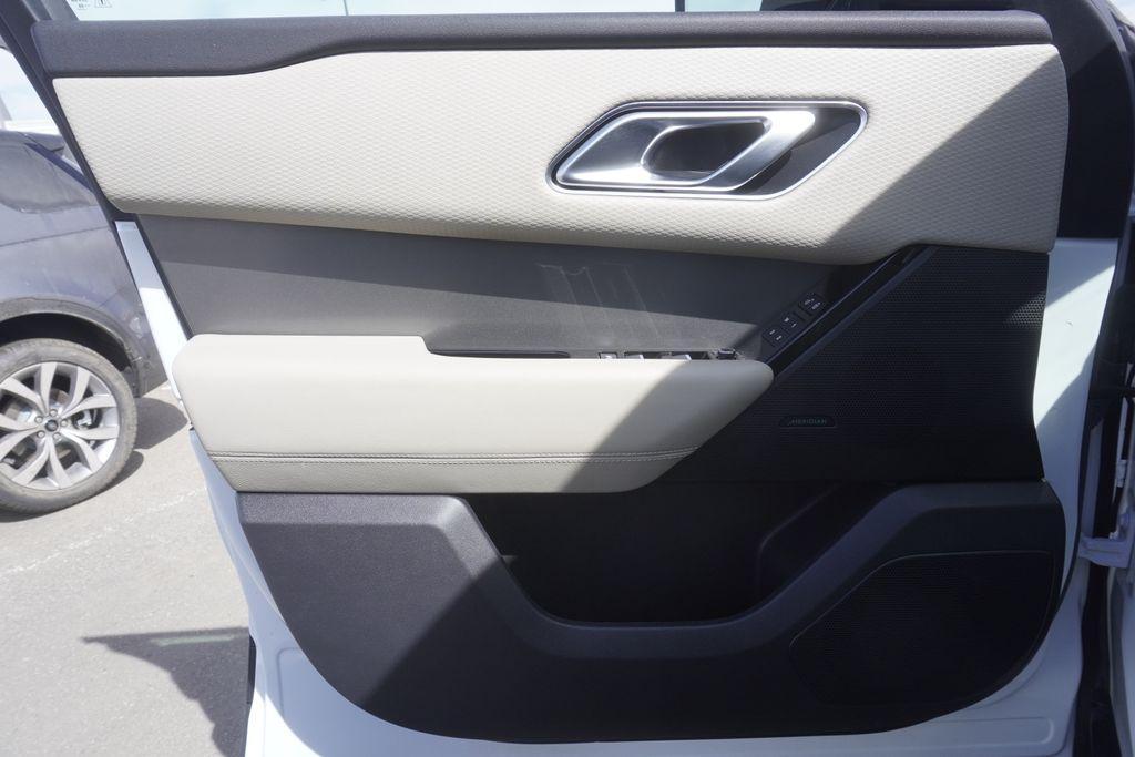 used 2020 Land Rover Range Rover Velar car, priced at $28,828