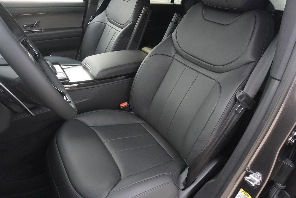 new 2025 Land Rover Range Rover Sport car, priced at $95,150