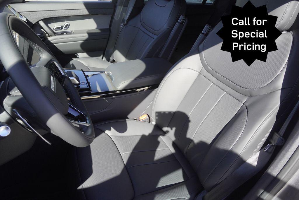 new 2025 Land Rover Range Rover Sport car, priced at $90,210