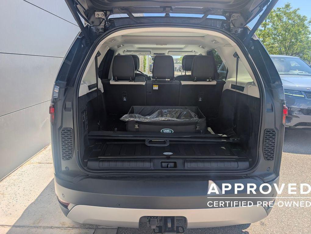 used 2025 Land Rover Discovery car, priced at $52,585
