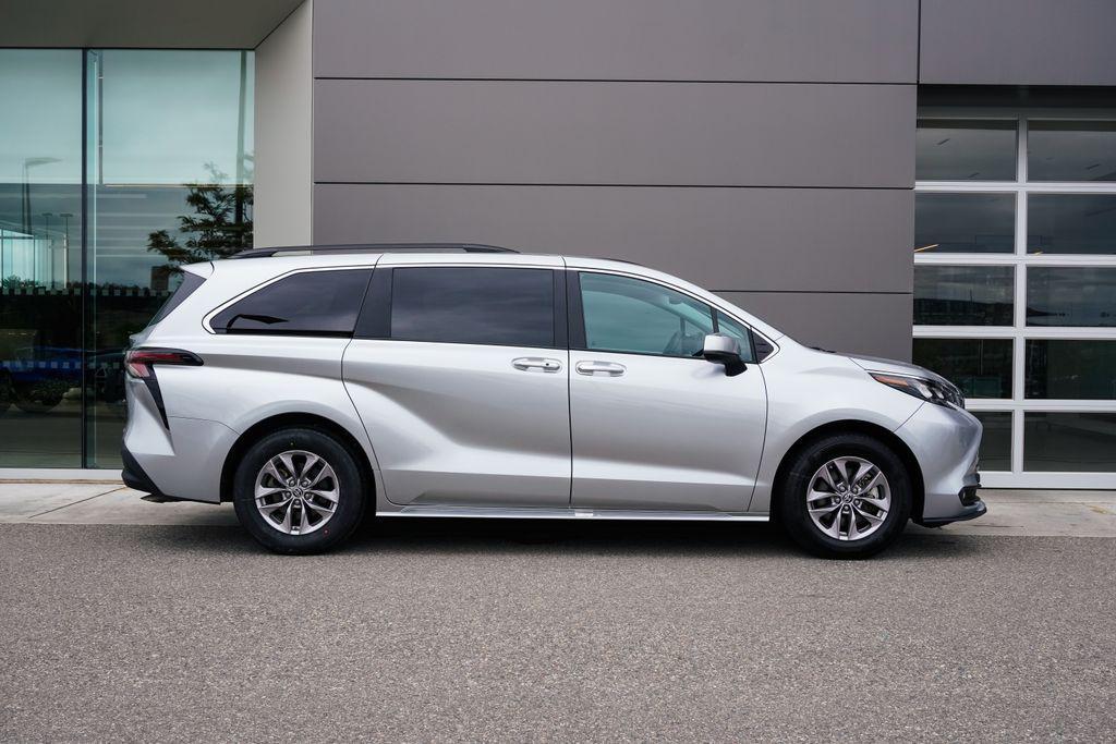 used 2025 Toyota Sienna car, priced at $43,615