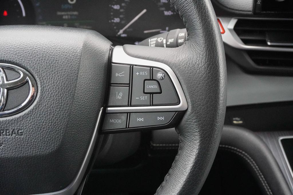 used 2025 Toyota Sienna car, priced at $43,615