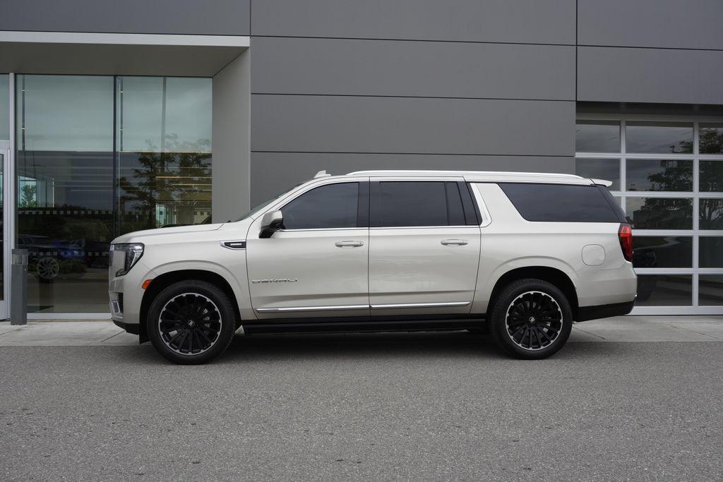 used 2021 GMC Yukon XL car, priced at $39,683