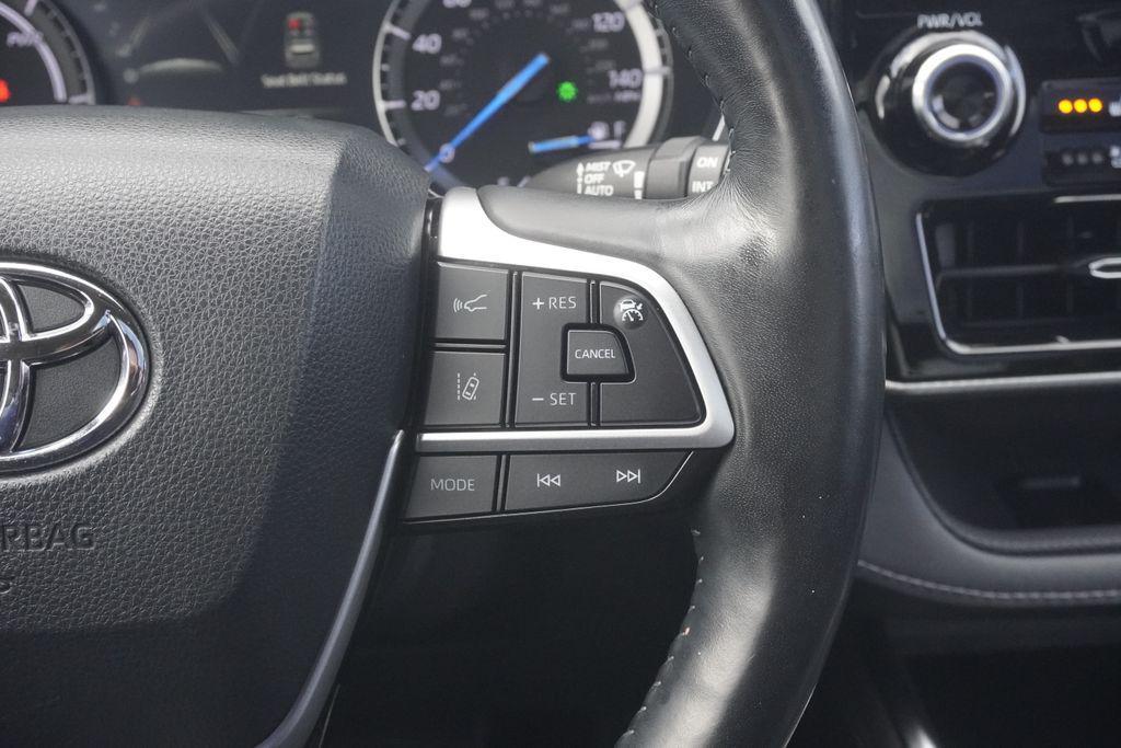 used 2022 Toyota Highlander Hybrid car, priced at $42,183