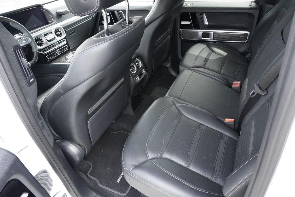 Mercedes-Benz G-Class view 29