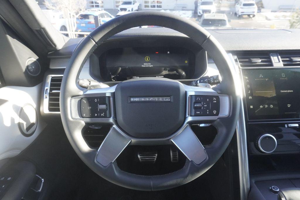 used 2024 Land Rover Discovery car, priced at $60,658
